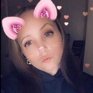 Meet your Posher, Desiree